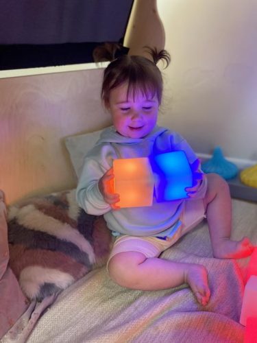 Construction light up cubes